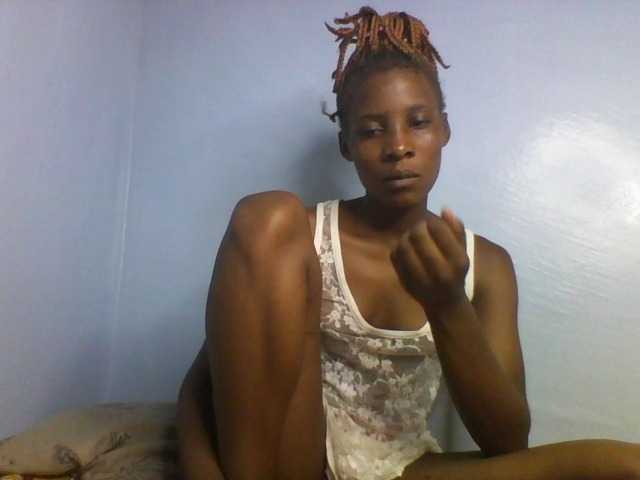 Karembo live cam on BongaCams
