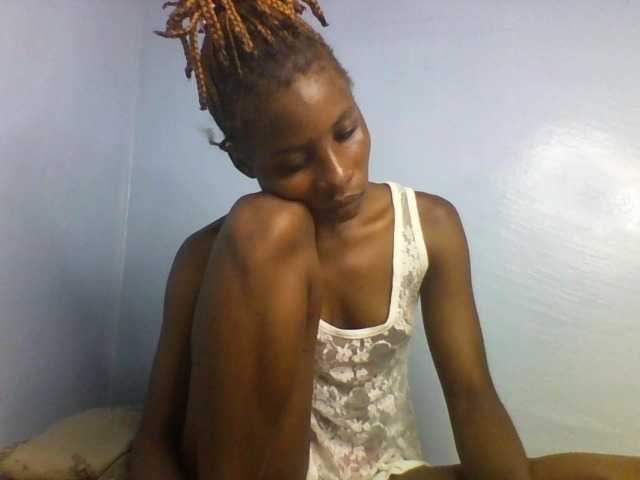 Karembo live cam on BongaCams