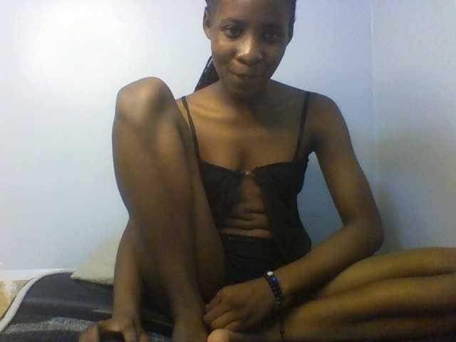Karembo live cam on BongaCams