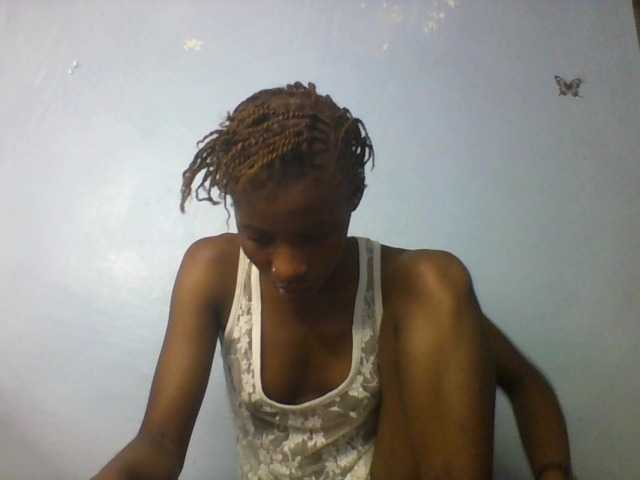 Karembo live cam on BongaCams