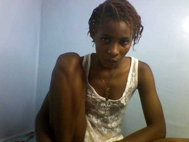 Karembo live cam on BongaCams