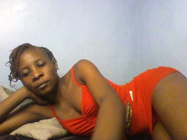 Karembo live cam on BongaCams