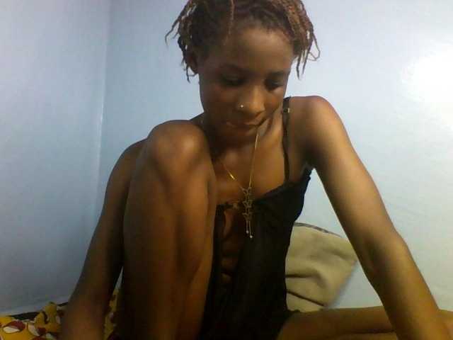 Karembo live cam on BongaCams