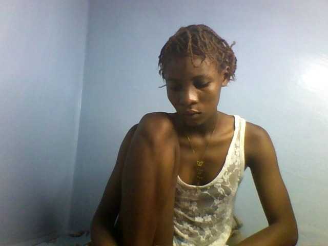 Karembo live cam on BongaCams