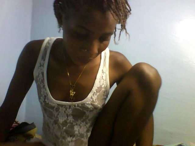 Karembo live cam on BongaCams