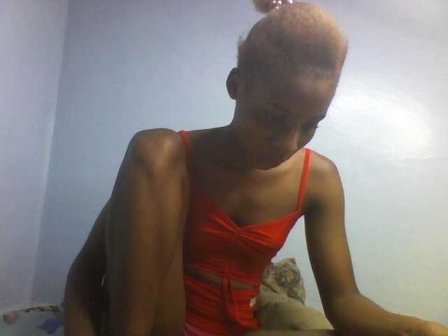 Karembo live cam on BongaCams