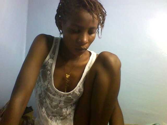 Karembo live cam on BongaCams