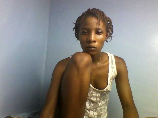 Karembo live cam on BongaCams