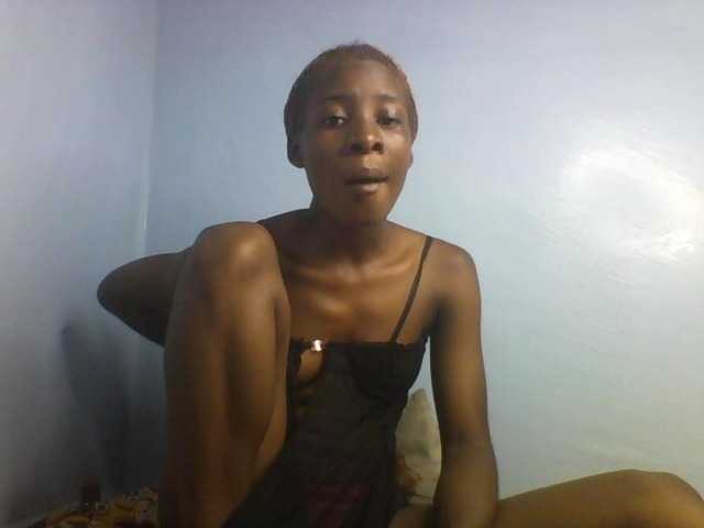 Karembo live cam on BongaCams