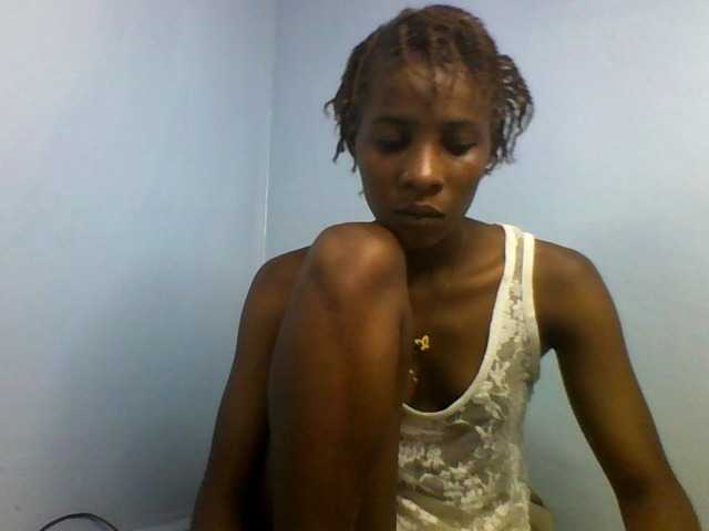 Karembo live cam on BongaCams