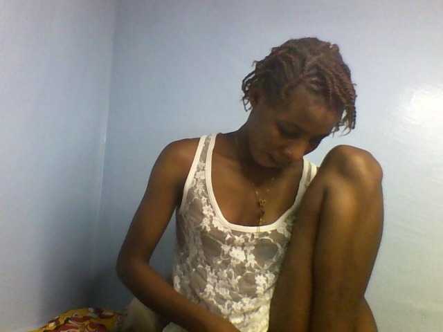 Karembo live cam on BongaCams