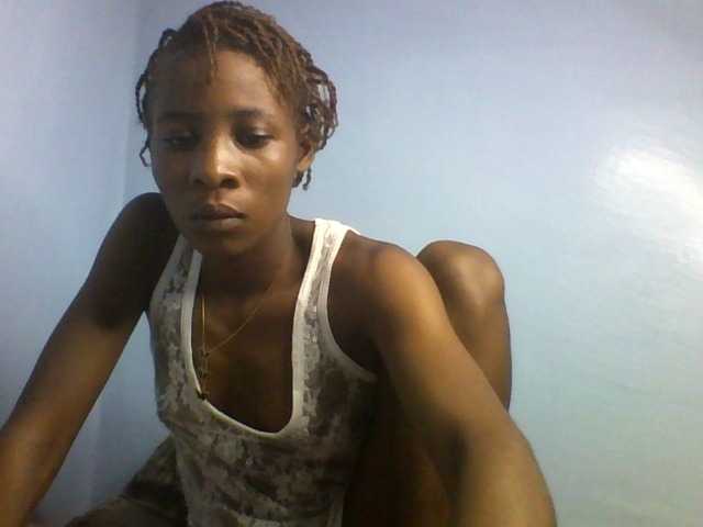 Karembo live cam on BongaCams