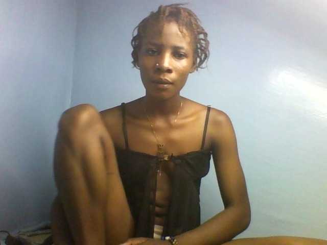 Karembo live cam on BongaCams