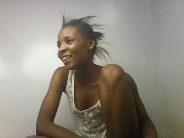 Karembo live cam on BongaCams