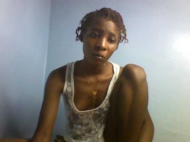 Karembo live cam on BongaCams