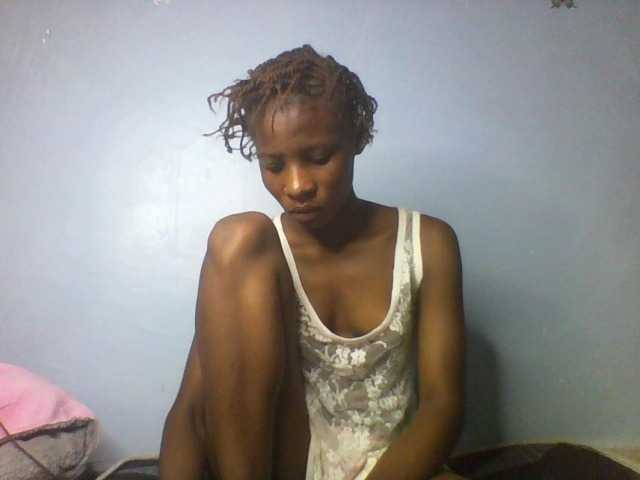 Karembo live cam on BongaCams