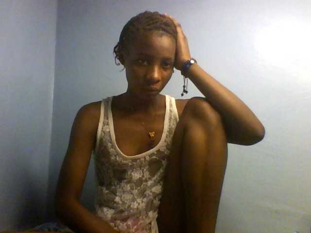 Karembo live cam on BongaCams
