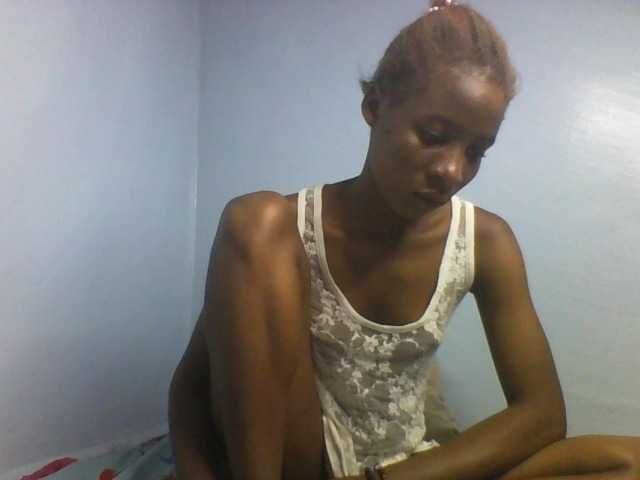 Karembo live cam on BongaCams