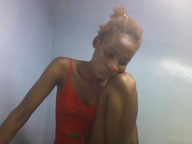 Karembo live cam on BongaCams