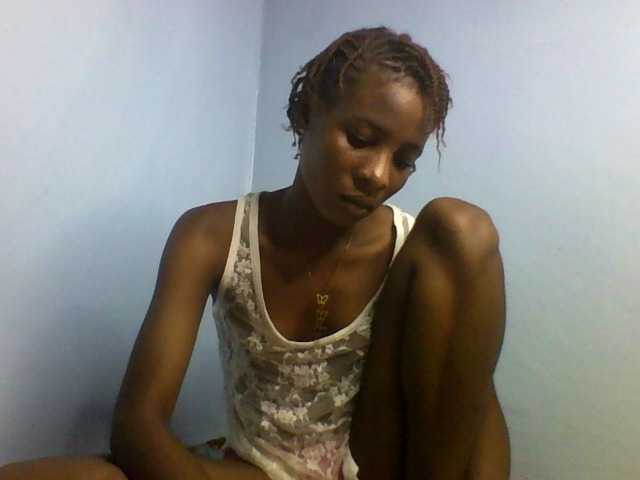 Karembo, en vivo ahora en BongaCams