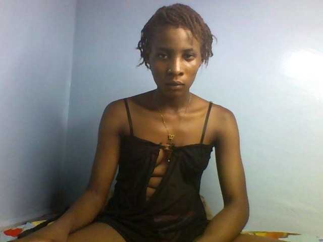 Karembo live cam on BongaCams