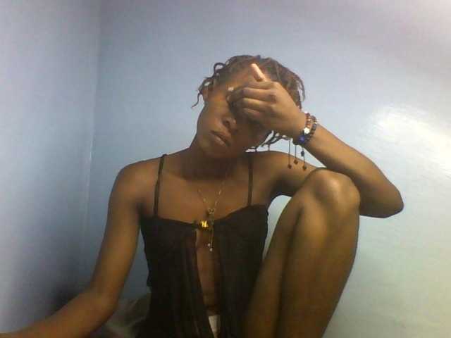 Karembo live cam on BongaCams