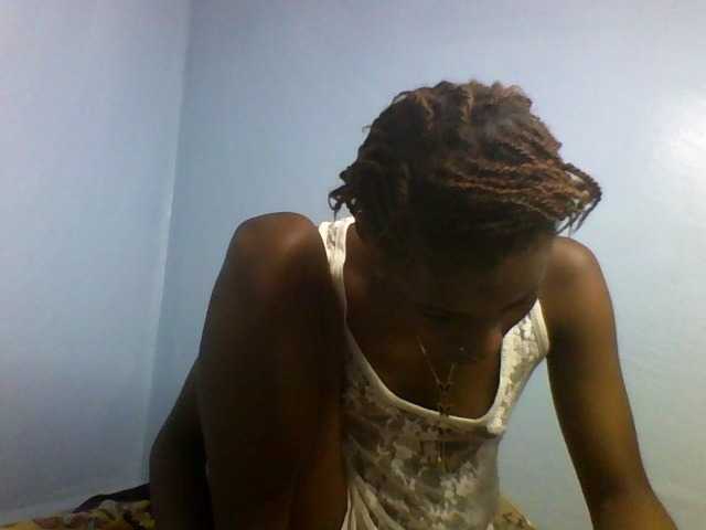 Karembo live cam on BongaCams