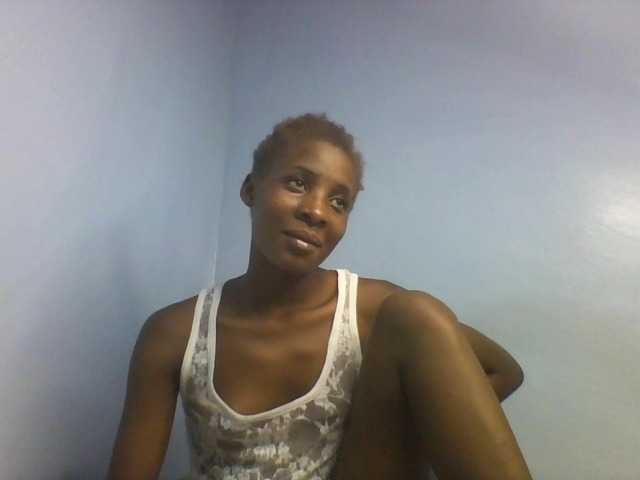 Karembo live cam on BongaCams