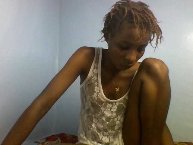 Karembo live cam on BongaCams