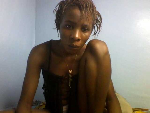 Karembo live cam on BongaCams