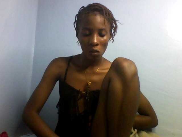 Karembo live cam on BongaCams