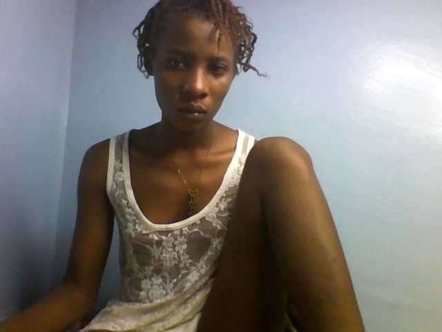 Karembo, en vivo ahora en BongaCams