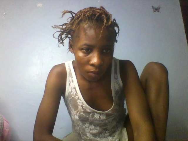 Karembo live cam on BongaCams