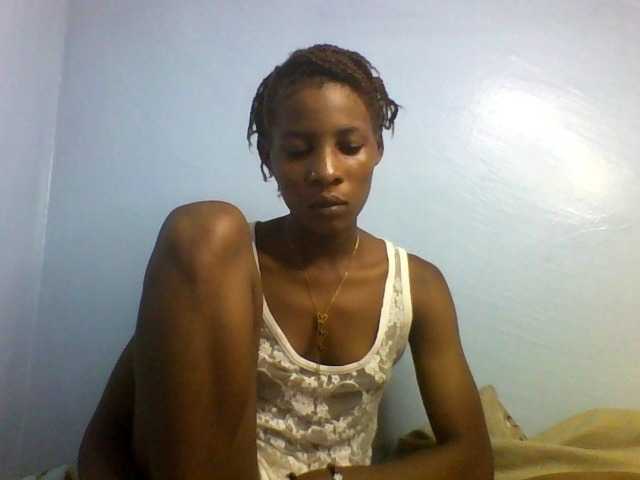 Karembo live cam on BongaCams