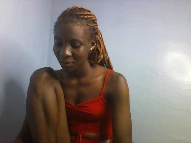 Karembo live cam on BongaCams