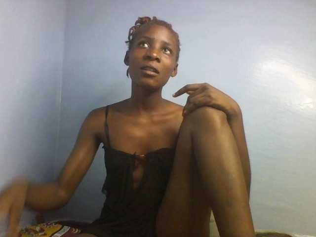 Karembo live cam on BongaCams