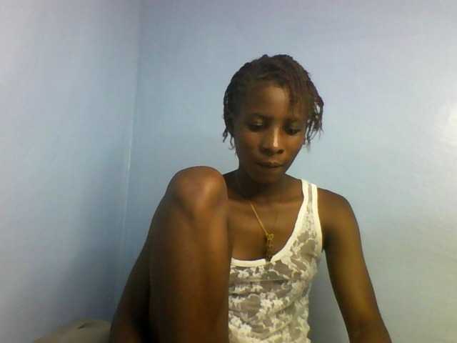 Karembo live cam on BongaCams