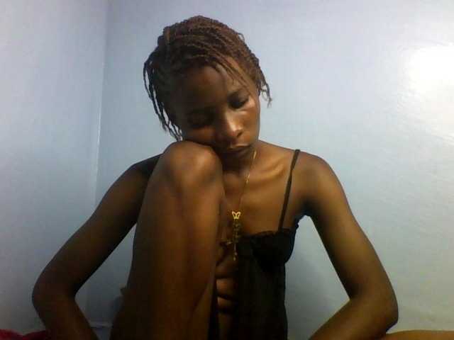 Karembo live cam on BongaCams