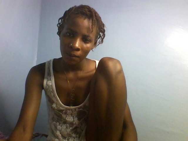 Karembo live cam on BongaCams