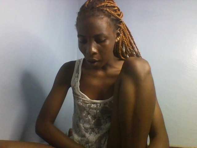 Karembo live cam on BongaCams