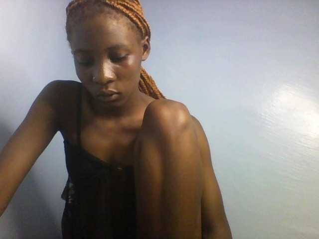 Karembo live cam on BongaCams