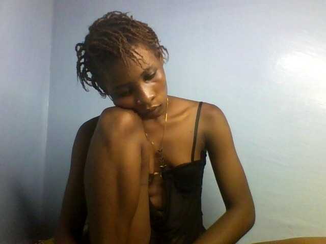 Karembo live cam on BongaCams