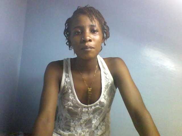Karembo live cam on BongaCams
