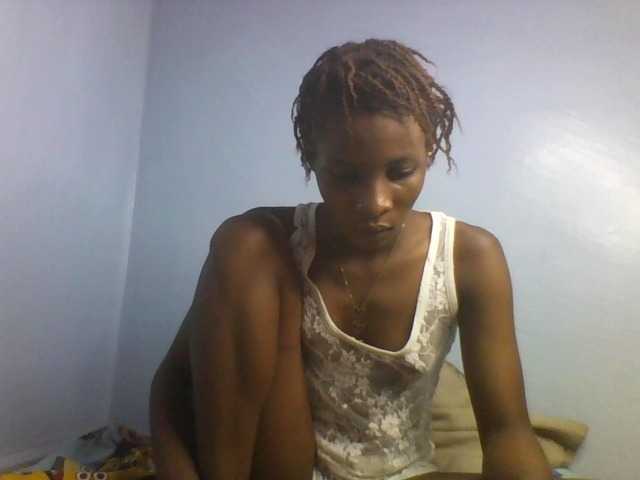 Karembo live cam on BongaCams
