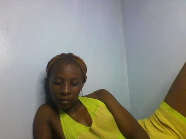 Karembo live cam preview