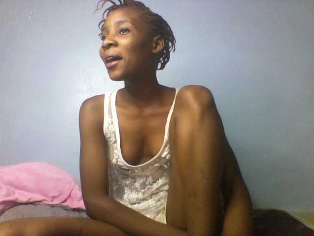 Karembo live cam on BongaCams