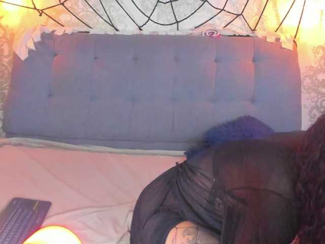 indigovelvet live cam on BongaCams