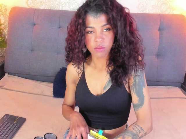 indigovelvet live cam on BongaCams