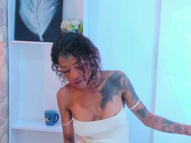 indigovelvet live cam on BongaCams