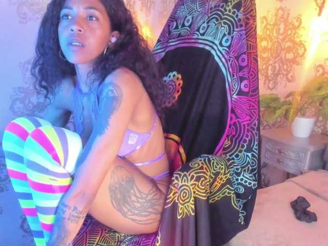 indigovelvet live cam on BongaCams